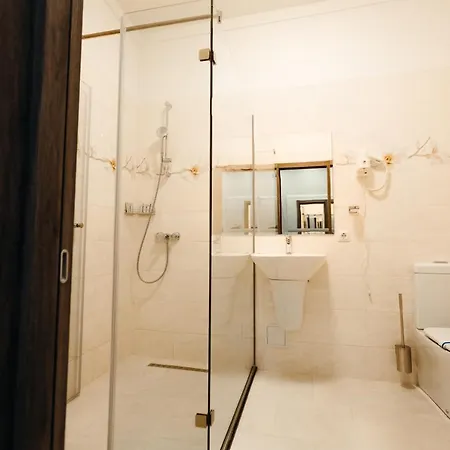 Nicole Hotel *