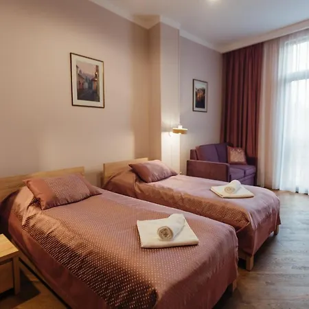 Nicole Hotel